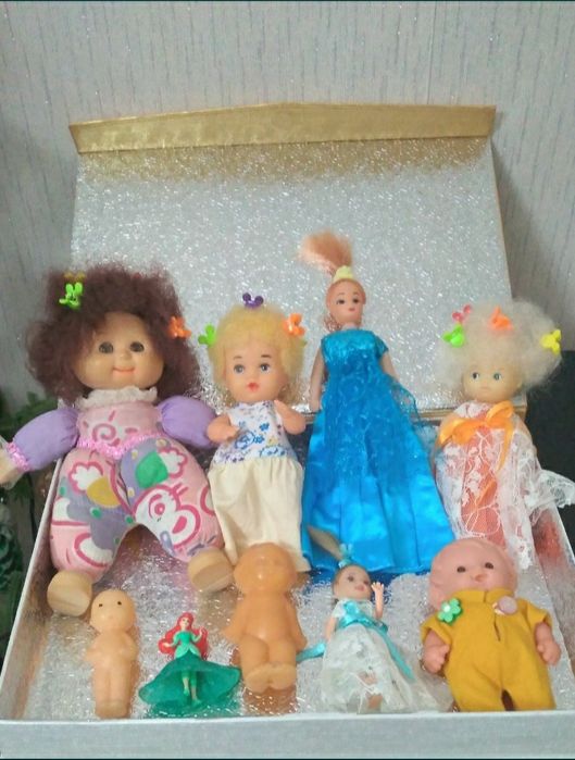 СРОЧНО продаю Куклы цены разные СССР