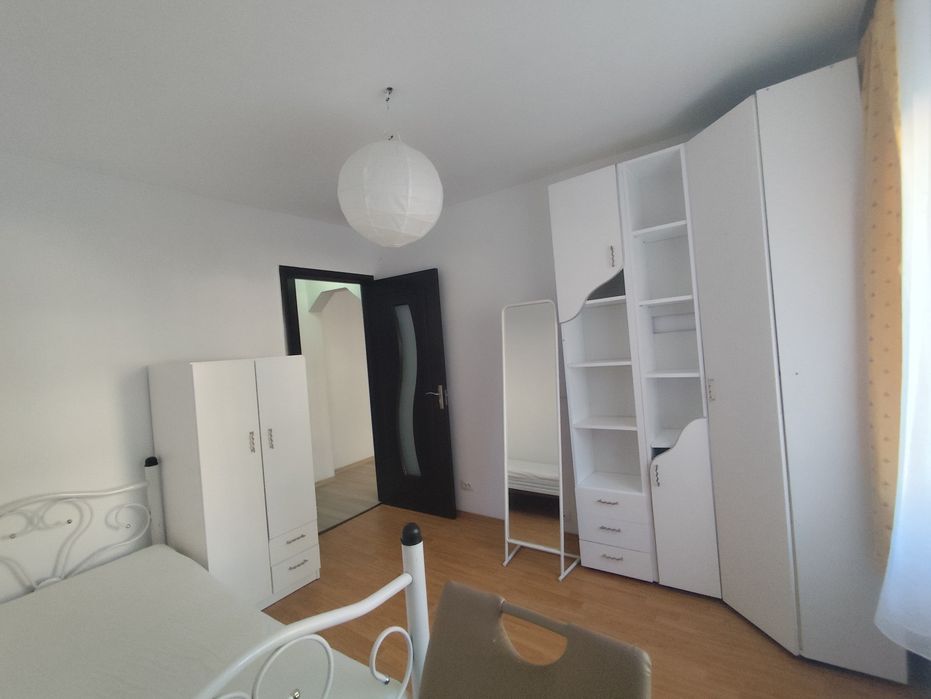 Apartament 3 camere, 2 bai, semidecomandat , cu grădină, Tractorul
16
1

Apartament 3 camere, 2 bai, semidecomandat , cu grădină, parcare, Tractorul