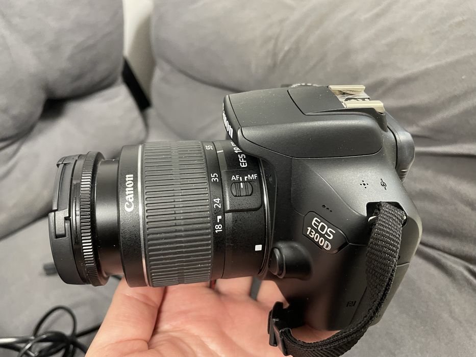 Canon 1300D  NOU
