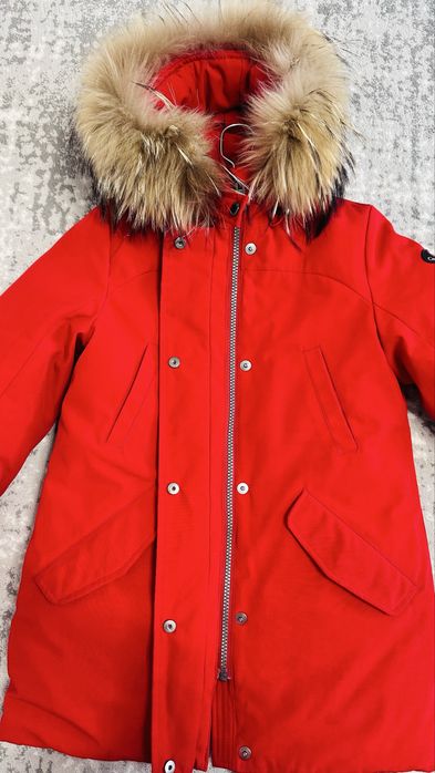 Продам детский пуховик CANADIENS