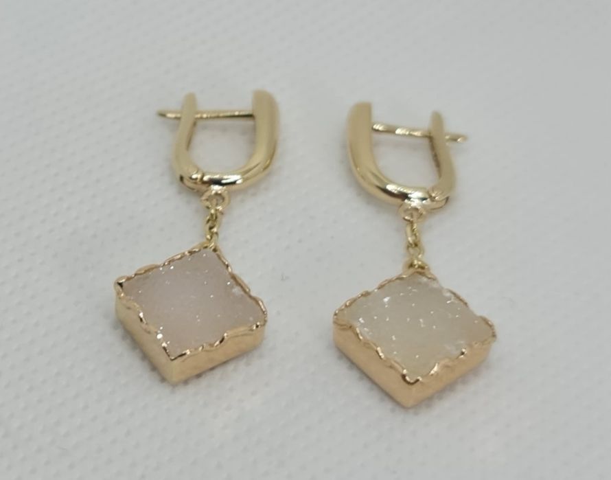 Cercei hamdmadi aur galben 14k cu druzy quartz natural