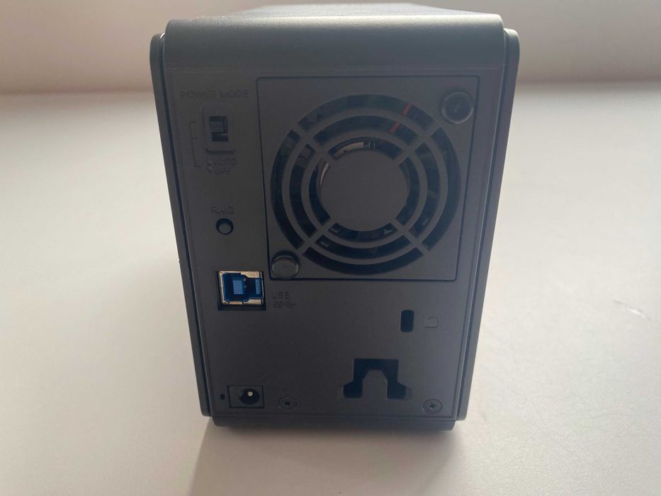 Buffalo DAS кутия за 2 x 3.5 HDD/RAID0, RAID1/USB 3.0