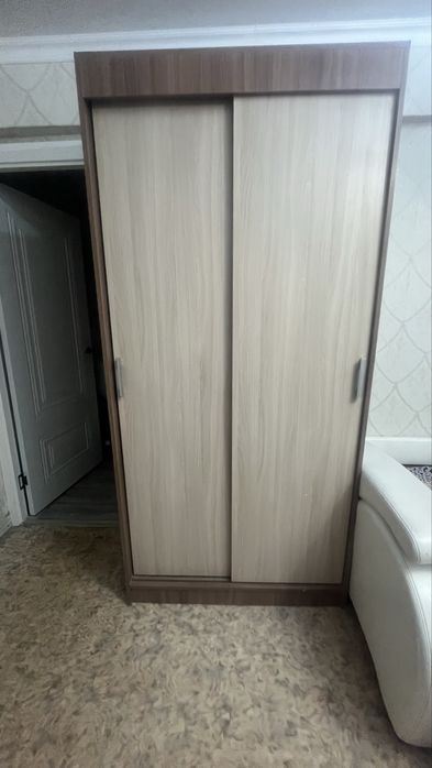 Продам шкаф купе