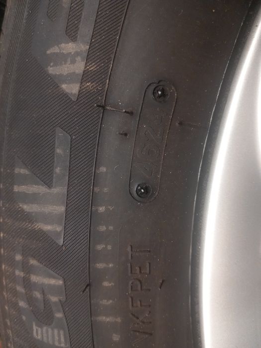 Jante hyundai r17 5x114.3 et 48 cb 67.1 anvelope vara 225 60 17