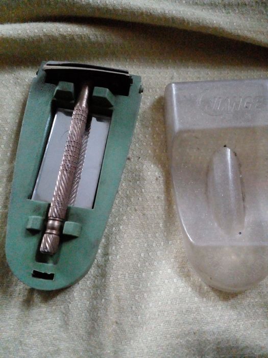 Бритвеный станок советский