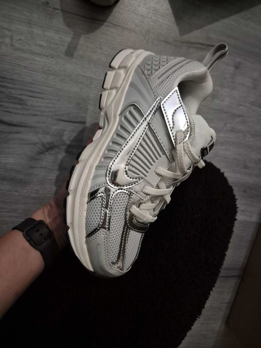 Adidași Nike noi nr 34 copii unisex