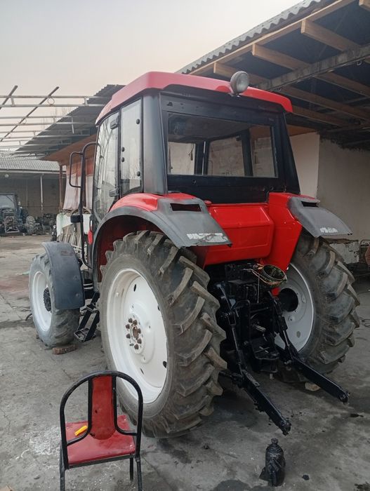 Юто 804 трактор  сотилади