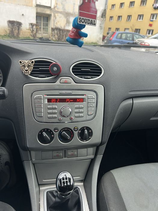 Ford Focus 1.6 Benzina