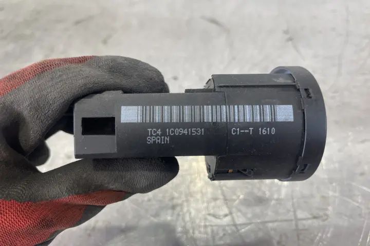 Comutator faruri bloc lumini Volkswagen VW Golf 2001 1.6 MT (105 hp)