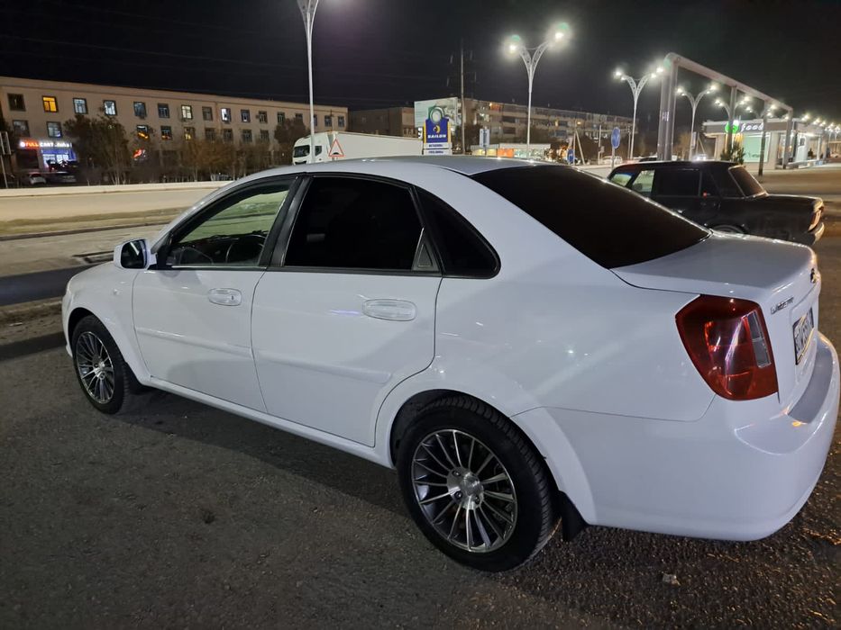 Машина продаётся