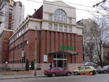 Дава се под наем Магазин в Пловдив, Христо Смирненски - 42 кв.м за 588.03 € - Снимка #9