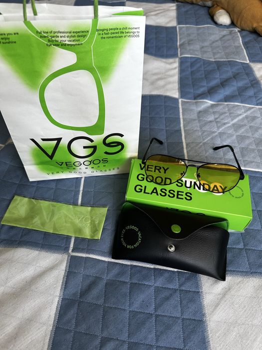 Продам солнцезащитные очки