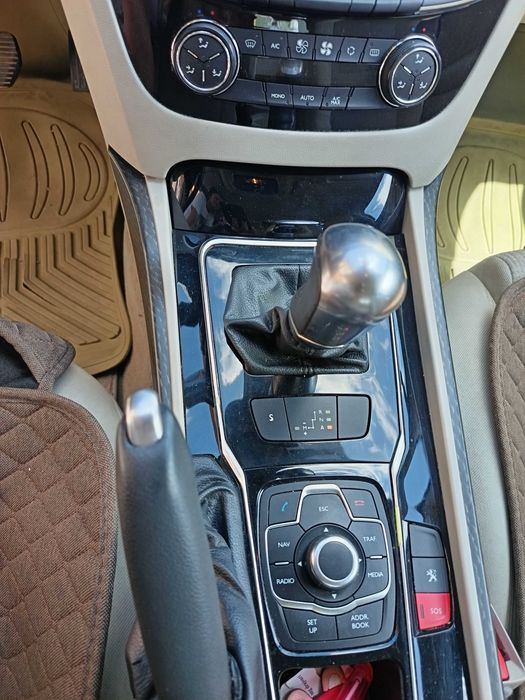Vând Peugeot 508