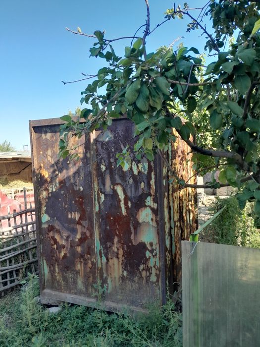 Продам контейнер 4 куб