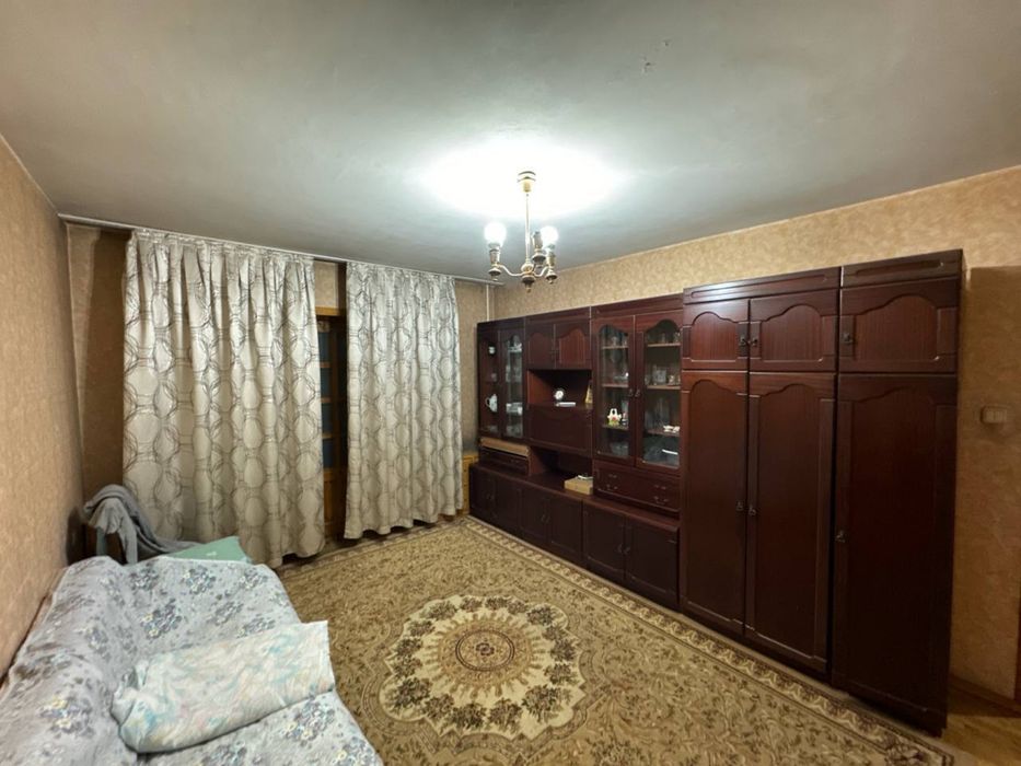 Продаётся 4-комнатная квартира на Юнусабаде, 3 квартал