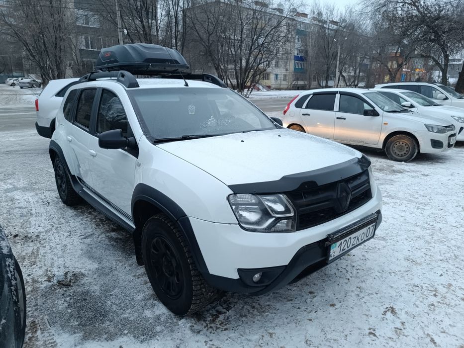 Рено Дастер      .