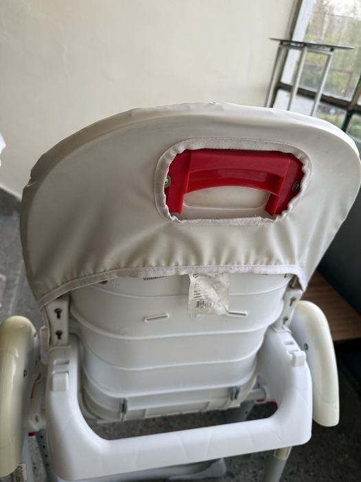 Детско столче за храна