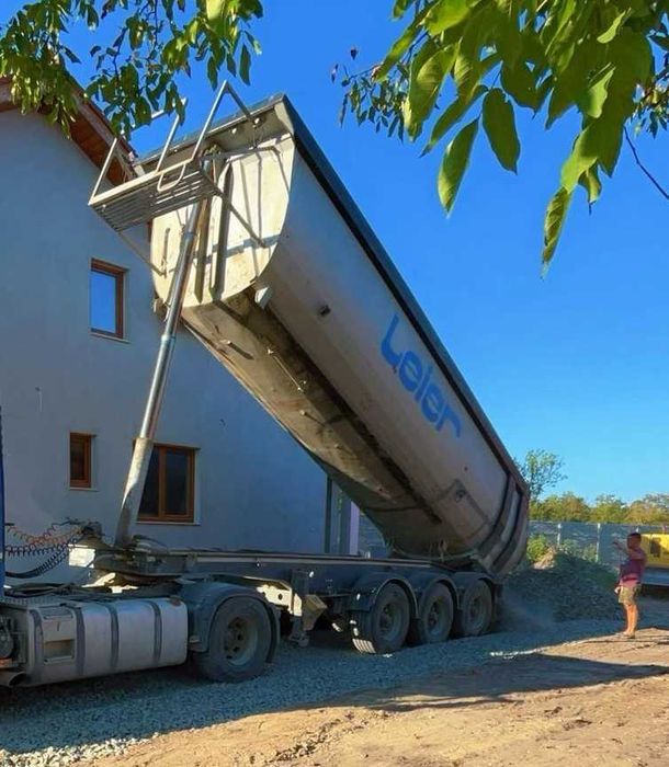 Semiremorca Menci 2007