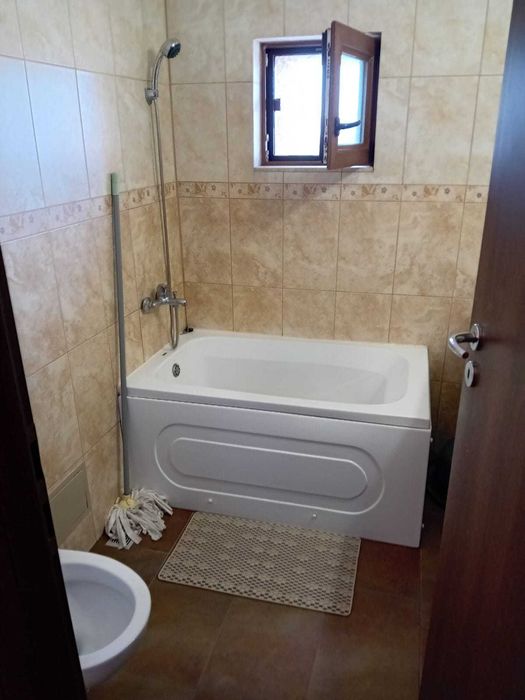 piata alba iulia bd.burebista ap.3 cam et.6/8 mobilat/nemobilat  600 euro/lunar taxe in sarcina proprietar.