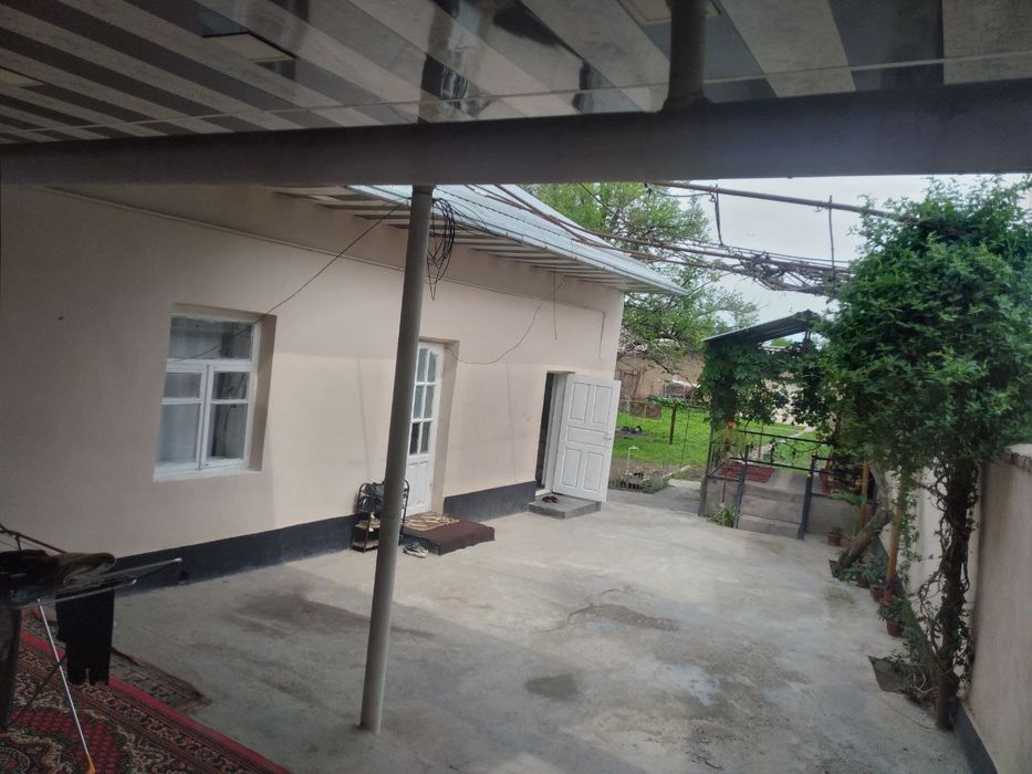 Ko'chmas mulk. Дом продается.