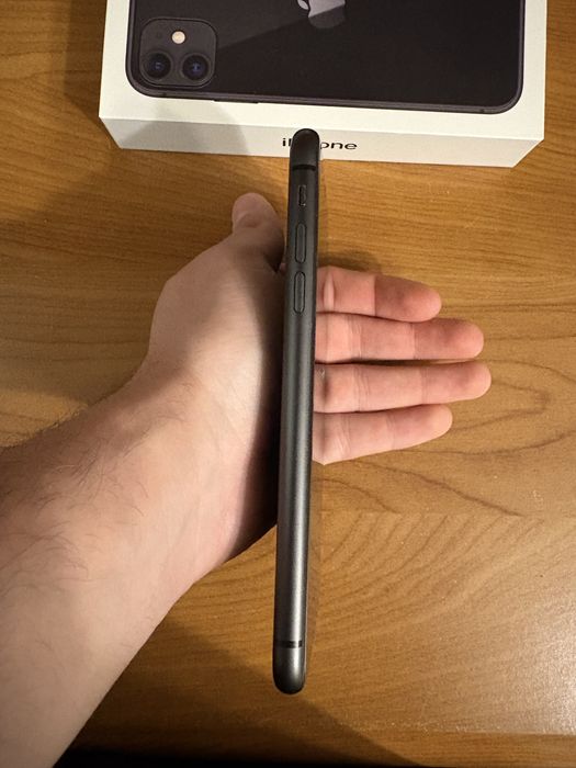 Iphone 11 64 GB черен