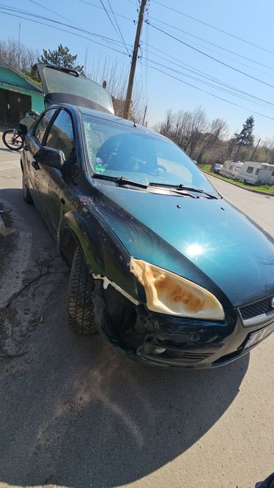 Ford Focus mk2 1.6 бензин