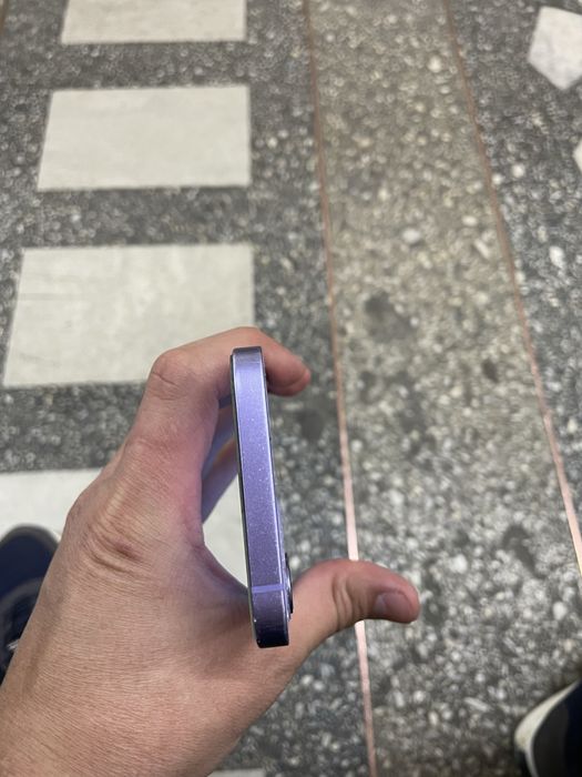 Айфон 12 64 гб все работает