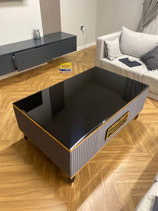 Журнальный стол/тумба