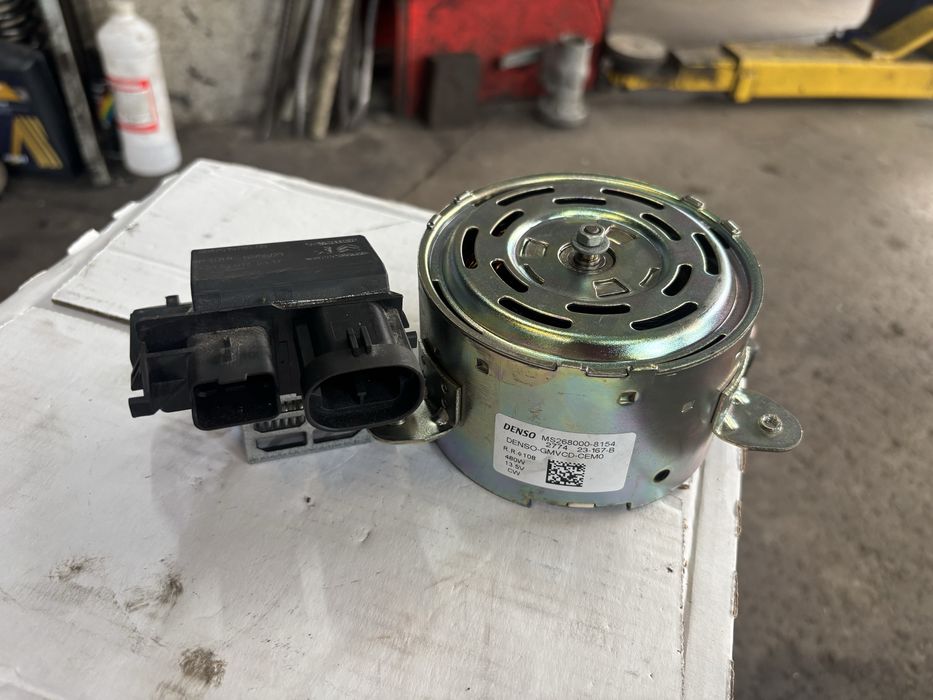 Управление и ел. двигател за перка 1.5 HDI