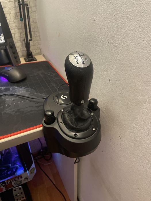 Volan Logitech G29