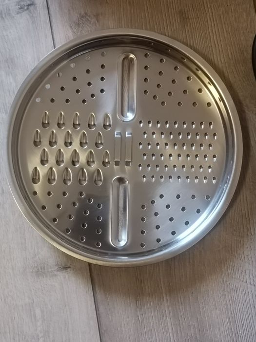 Комплкт тенджери с котлон за тях