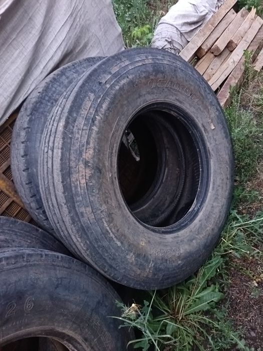 Шины грузовые 12R.22.5