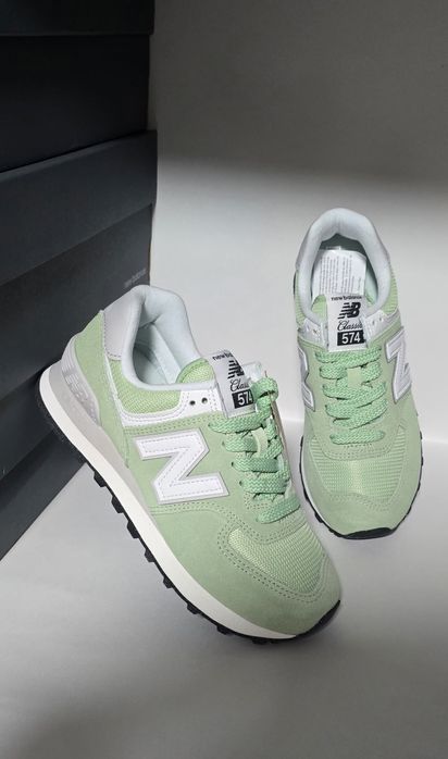 Оригинальные кроссовки New Balance