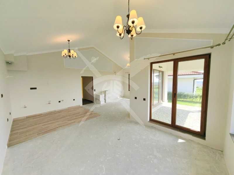 Продава се Къща в Несебър - 123 кв.м за 2033 €/кв.м - Снимка #1