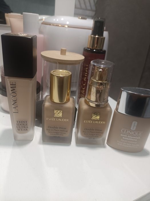 Продам тональные крема