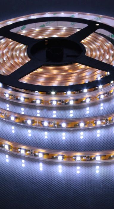 Светодиодная лента Tuya Smart Life для внутреннего освещения.