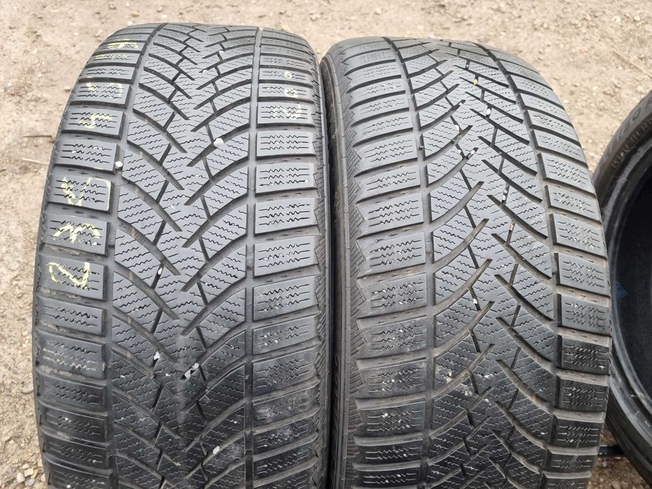 SET 2 Anvelope Iarna 235/45 R19 Semperit Speed Grip 3