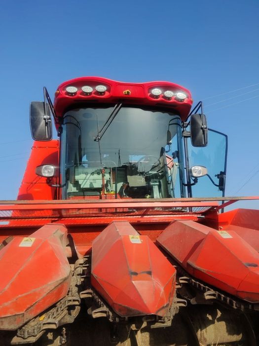 Макка комбайн жухорини алохида силосни алохида йигади