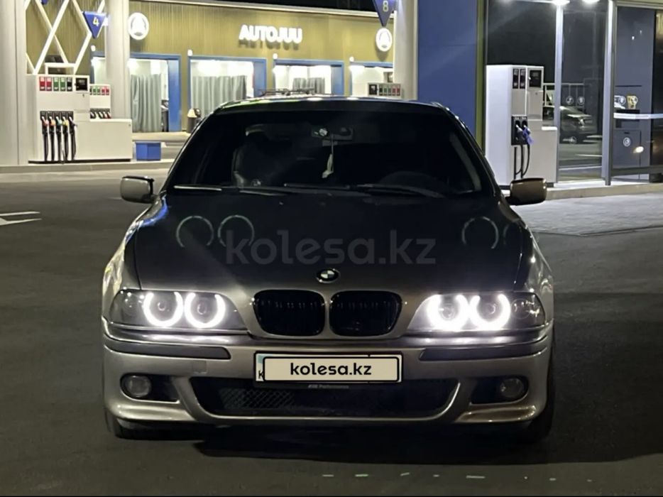 Продам автомобиль BMW E39