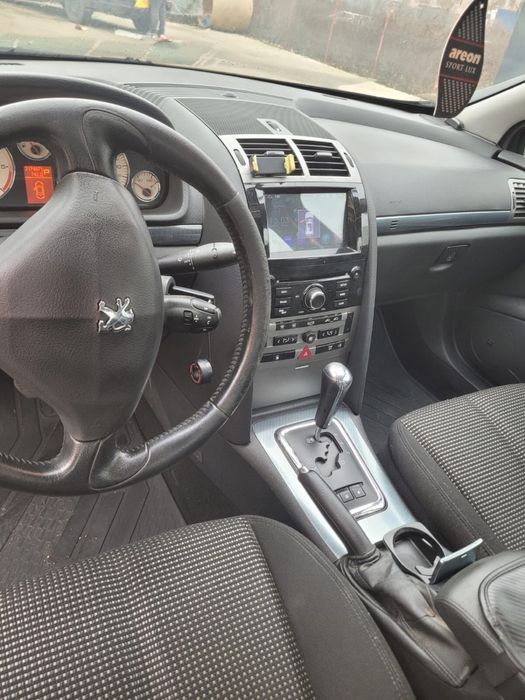 Vând Peugeot 407