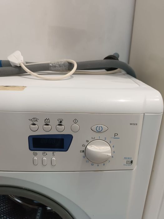 Стиральная машина INDESIT