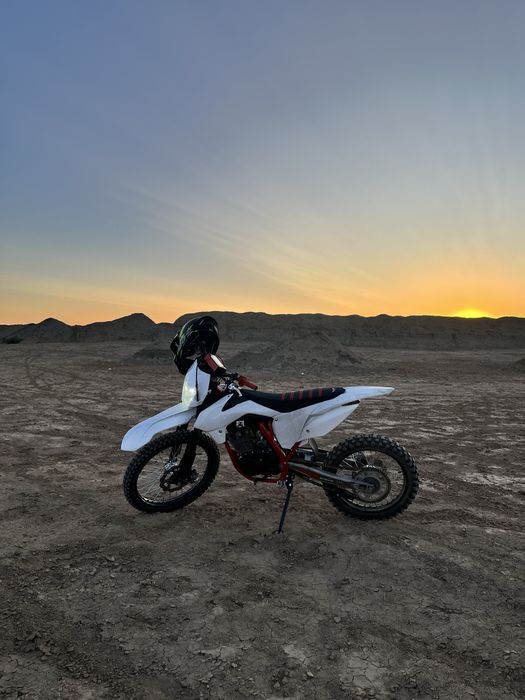 Продаеться железный конь Zumaav K5.