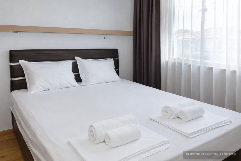 Дава се под наем Двустаен апартамент в Варна, Бриз - 83 кв.м за 550 € - Снимка #4