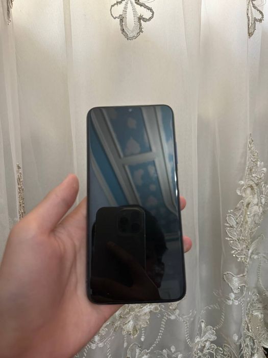 Срочно продается телефон POCO M3