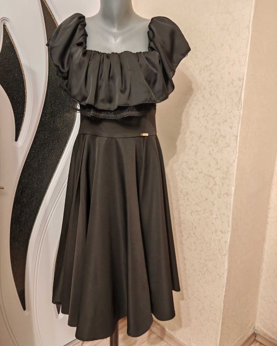 Дамска, официална рокля