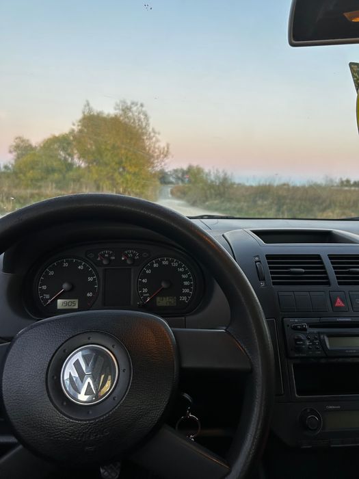 VOLKSWAGEN Polo 2003 — imagine 3