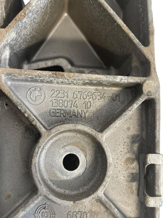 Suport Cutie De Viteze Bmw 5 E60 2001 - 2010 2.0 520 D M47 D20 (204D4) 6769634-01