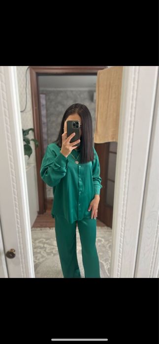 Прокат либо продажа платьев