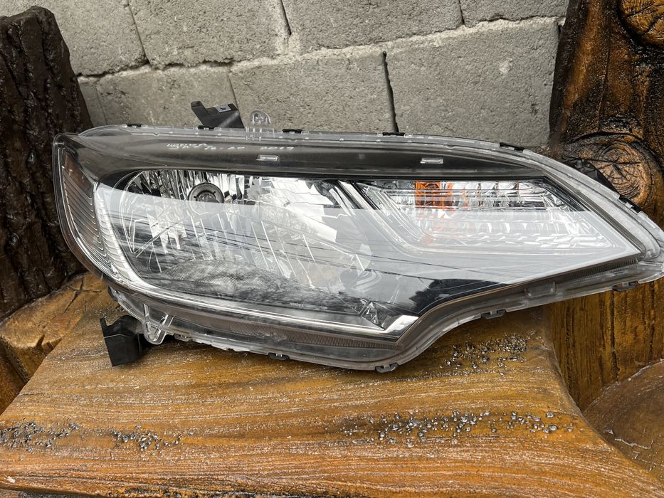 Honda Jazz 2019 десен фар 18-20