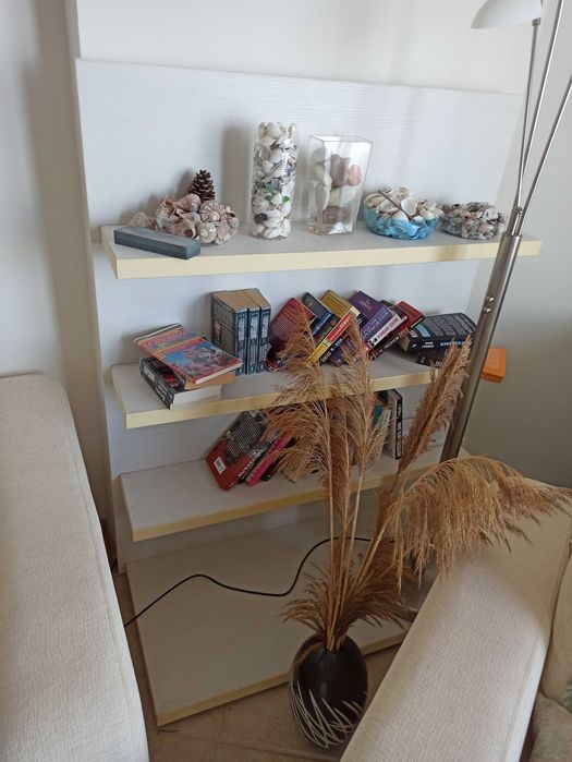 Намалена цена!!!Продавам мебели и кухня